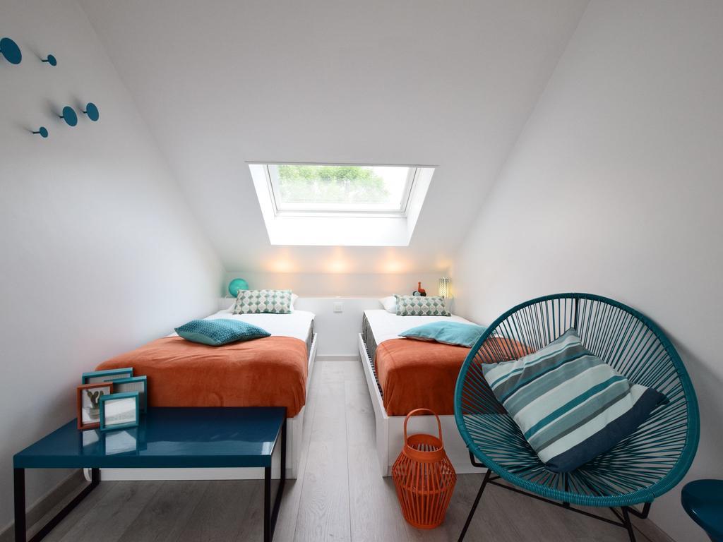 Modern Holiday Home In Bastogne With Fenced Garden Ngoại thất bức ảnh
